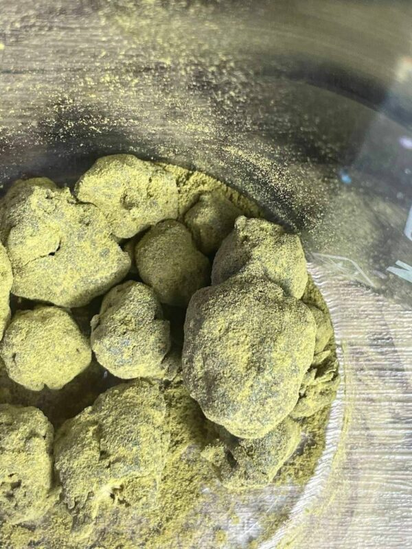 Moon rocks weed